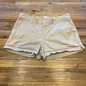 GAP City Short‎ Chino midrise zip front with pockets khaki size 6